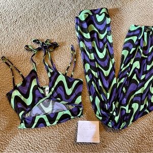 New IHeartRaves Get Groovy bell bottoms large wit matching get groovy medium top